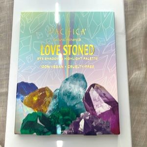 Pacifica Love stoned natural mineral face palete